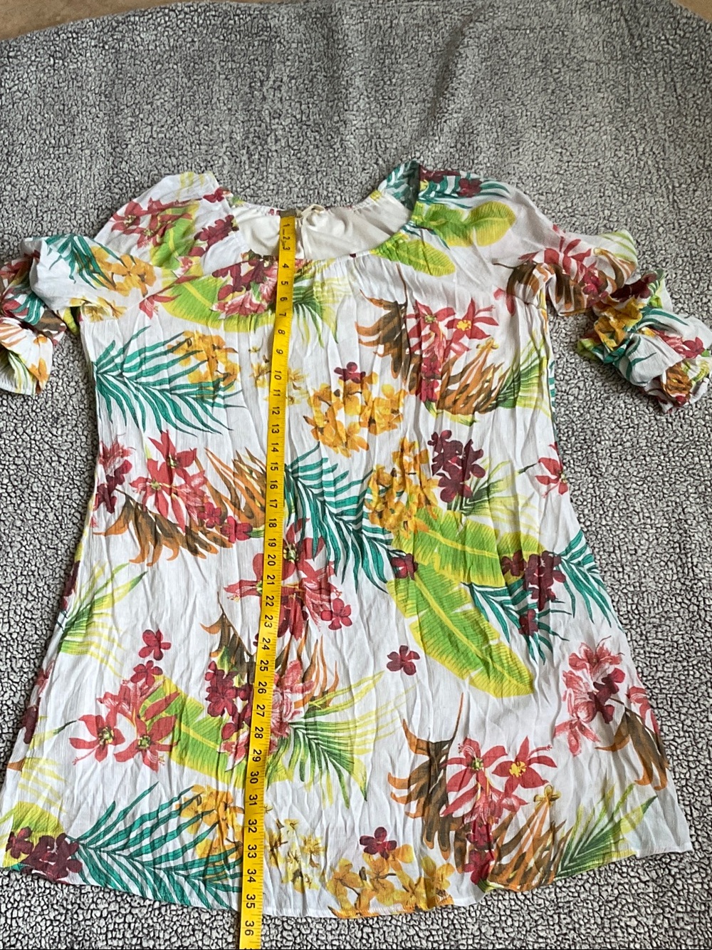 Floral Ruffle-Sleeve Midi Dress in White Multi - Picture 7 of 8